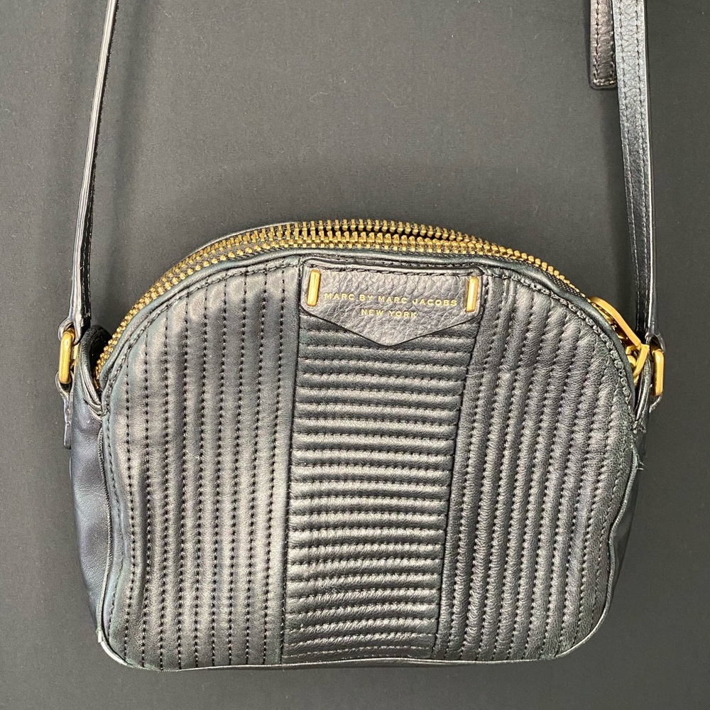 MARC JACOBS cross body